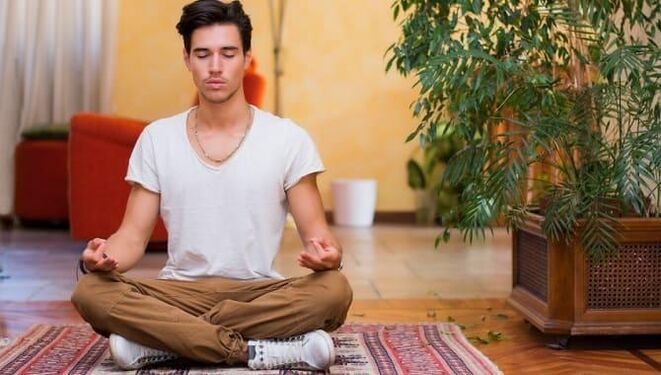 Méditation tout en prenant des médicaments pour la prostatite